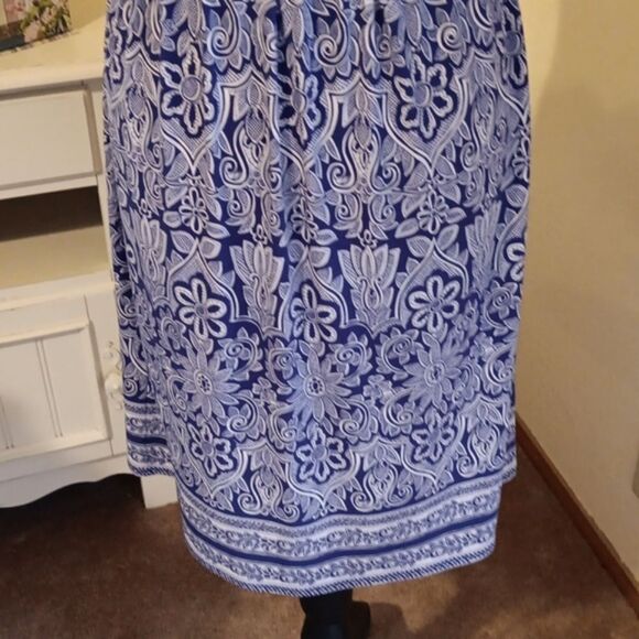 London Times Soft Knit Boho Dress - Picture 8 of 11